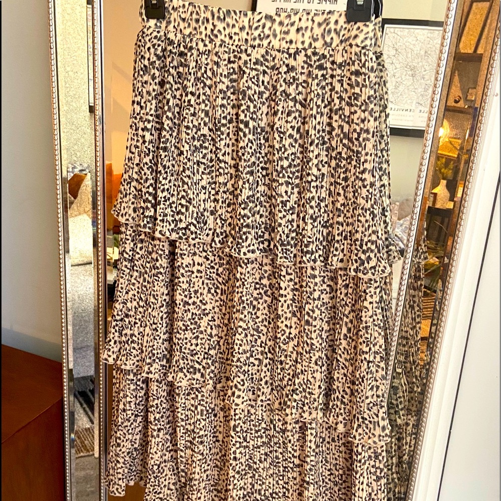 Leopard print layered midi skirt